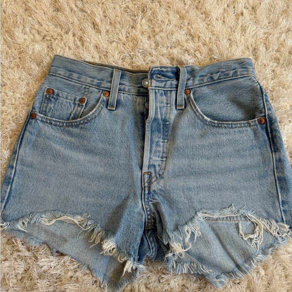 Levis shorts 501